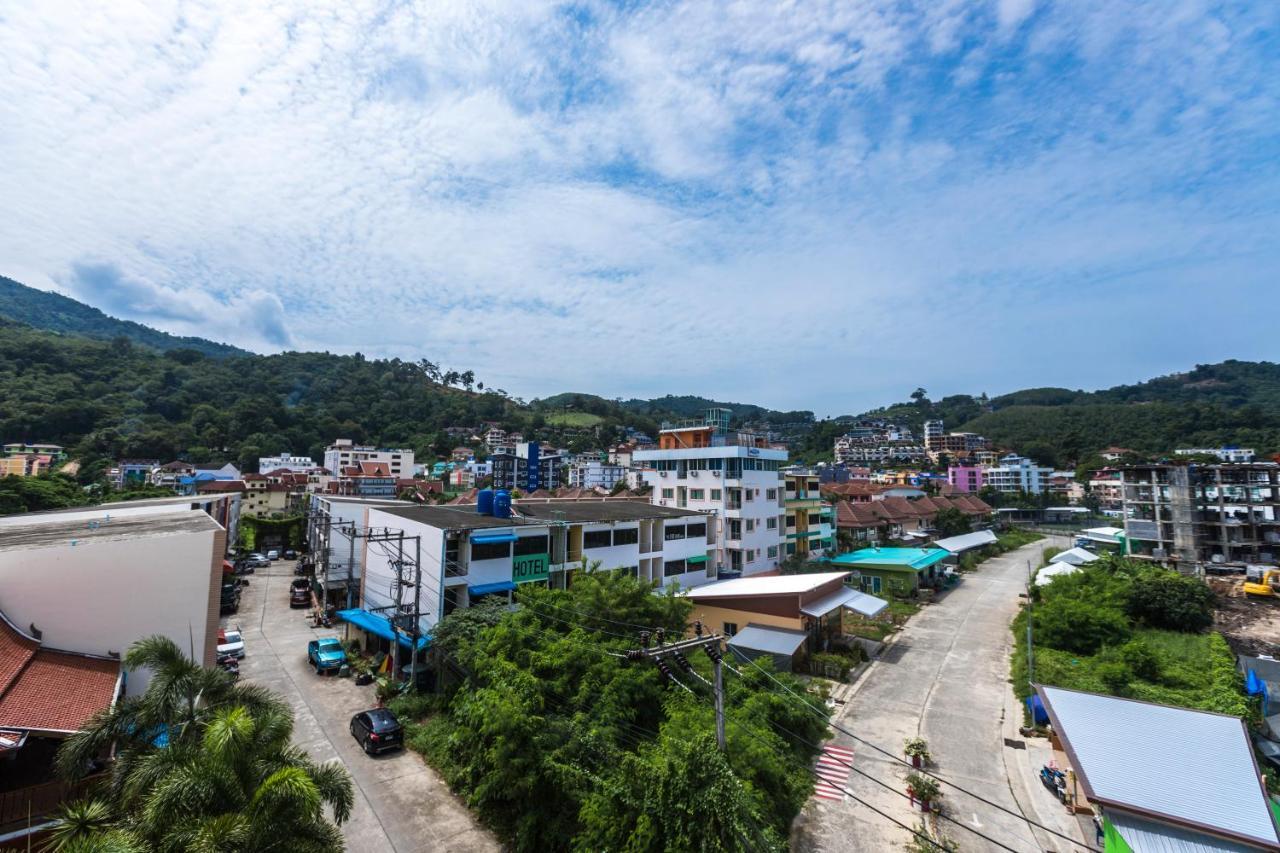 Firefly Phuket Hotel Patong Extérieur photo